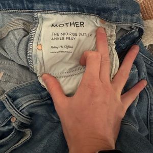 Mother - Mid Rise Dazzler Ankle Step Fray Jeans